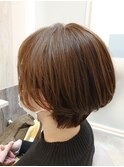 ショートボブ