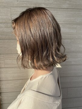 フゥカ 類家店(fuka) 《ボブ☆》透明感◎オリーブベージュ