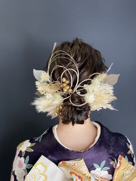 ヘアセットサロンエッジ(Edge) 成人式前撮りルーズシニヨン