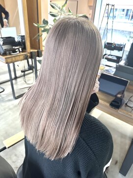 ノート(note) ハイトーン　ミルクティグレージュ