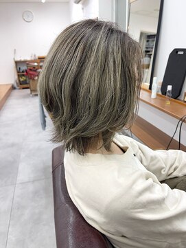 ランプ(Lamp) 白髪ぼかしにも◎バレイヤージュカラー ビフォアー＆アフター