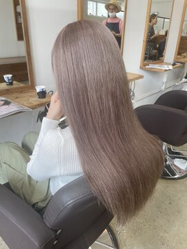 エイト オキナワ 沖縄新都心店(EIGHT okinawa) ミルクティーベージュ