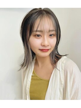 スニュウ(snuw) レイヤーカット/透明感カラー/ボブ