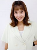 ぱっつん前髪がかわいい☆外ハネミディ