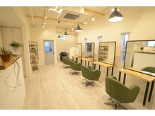 リコット(Licot.)の雰囲気（外からの視界もなくゆったりと過ごしていただける店内。）