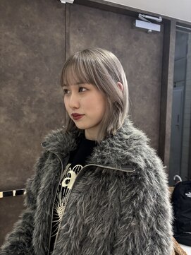 アオ(AO) ホワイトベージュ