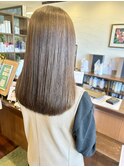 ベージュカラー