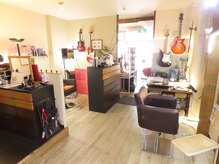 トモスボーテ(TOMOS BEAUTE)の雰囲気（施術スペースは路面（店外）からの視界が気になりません。）