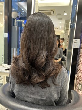 アピッシュ ギンザ(apish ginza) コテ巻き風パーマ/ロングパーマ/デジタルパーマ/伸ばしかけ