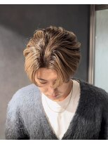 ステラ(STELLA)&nbsp;メンズ/バレイヤージュ/センターパート/ブリーチ＆ダブルカラー