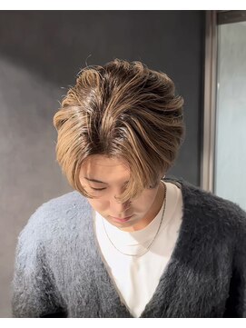 ステラ(STELLA) メンズ/バレイヤージュ/センターパート/ブリーチ＆ダブルカラー