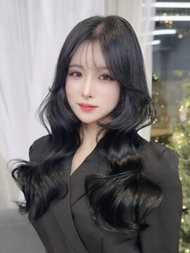 クム(kumu) 前髪カット/ヘアセット/レイヤーカット/韓国ヘア/透明感カラー