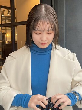 ニュートライズ(NEUTRIZE) 透け前髪×切りっぱなしミニボブ