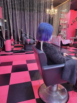 リミックス(REMIX by Love hair KING OF PRINCESS HAIR&EXTENTION) 原色派手髪　ブルーバイオレット　ネイビーブルー