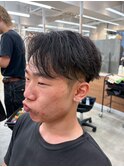 刈り上げセンターパート/波巻きツイストスパイラル/南堀江
