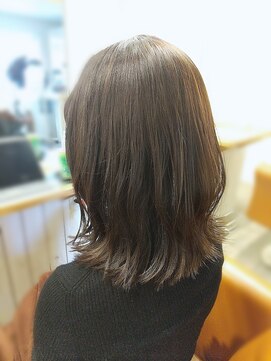 アンプリュス リアン(1+ Unplus lien) 大人ミディアムスタイル/亀戸