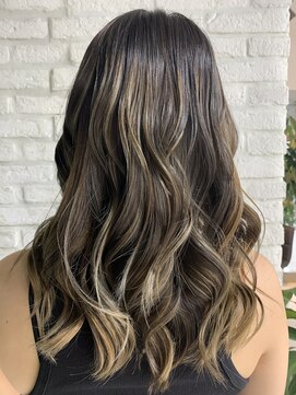 ヘアバイプルーヴ(Hair by PROVE) エアタッチバレイヤージュ