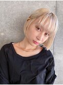 ヘルシーブロンドとボブ