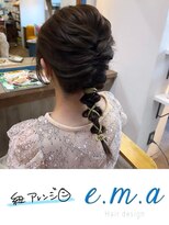 エマヘアデザイン(e.m.a Hair design) 紐アレンジ