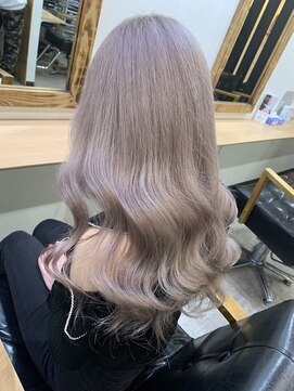 ラビス クローバー(Lovis clover) ミルキーホワイト/ホワイトミルクティー