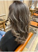 大人なハイライト　白髪ぼかし　グレージュカラー　店長　柿本