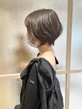 エレノア 梅田店(Eleanor) やわらかショートヘア