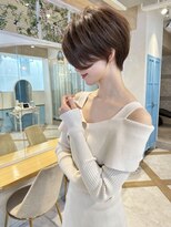 ロンド ストラーダ 心斎橋(Lond strada)&nbsp;ショート×ハイライト白髪ぼかし×マチルダボブ[心斎橋]