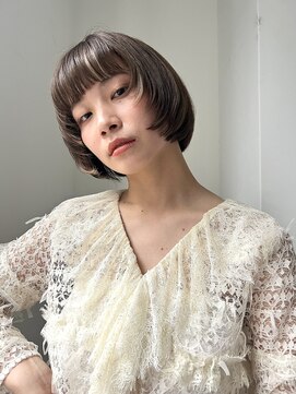 ヒカリスナカザキアンド(HIKARIS nakazaki &) マッシュボブとインナーカラー