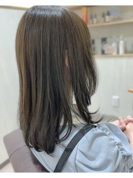 エルフォート(L.FORT) 甘さを残した癒し系セミロング