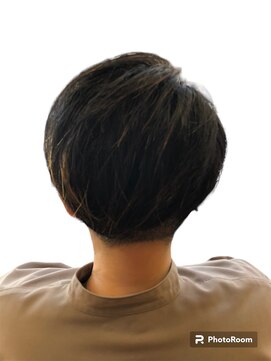 フレンズ 手稲店(friend's) アシンメトリー.ブロックカット