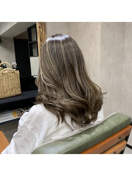 グランルッソ 岡山駅前(GRAN LUSSO) ハイライトグラデーション