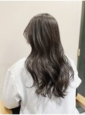 グレージュ/透明感
