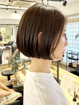 ファイブシーン アオヤマ(5SCENE AOYAMA) 切りっぱなしボブミニボブパーマくびれボブ外ハネボブブリーチ