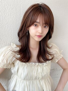 ラルユー 金山(LallYou) 30代に人気！顔周りの後れ毛がかわいいシャギーレイヤーロング