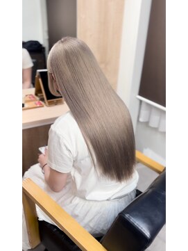 ペグ(Peg) ホワイトグレージュ