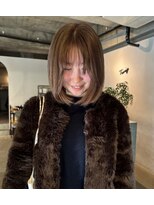 シイ(SIE)&nbsp;ブリーチなしダブルカラーブラウン◯