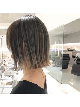 レイズ 国分寺店(RAYS) 切りっぱなしボブ・ハイライト・エアータッチ