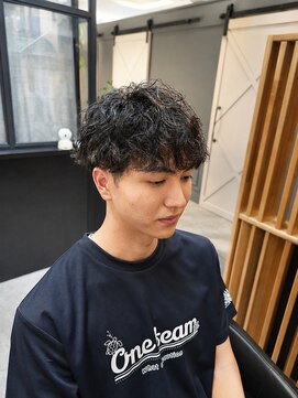 テオ(Teo) シャドウパーマ×マッシュ