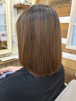 コージー リゾート バイ アンツ 茅ヶ崎駅前店(cozy resort by ANT'S)&nbsp;デザインカラー/レイヤーカット/ウェットヘア/オリーブベージュ