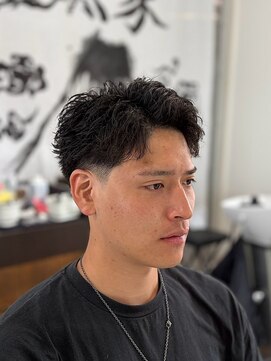 理髪 縁 王道アップバングショート