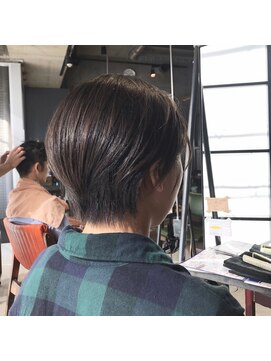 エミュー(emue) emue京都◯20代30代人気◎大人可愛いくびれショート◯中島