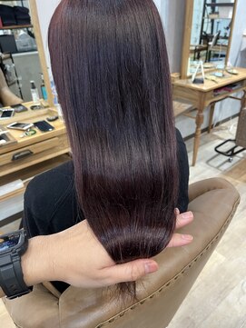 ジーニー(GeeNY) レッド系ヘアカラーと髪質改善トリートメント