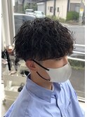 波巻きスパイラルパーマ ツーブロック マッシュ 骨格補正