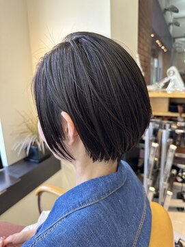 キサ ファータ 恵比寿(kisa fata) 大人可愛い20代30代40代黒髪ショートボブ ハイトーンカラー