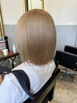 ルモア(RUMOR)&nbsp;Rumor ×【ブロンドカラー】艶感ハイトーン小顔丸みボブヘア