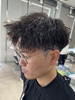 フィフス 天神大名(fifth)&nbsp;ツイストスパイラルウルフパーマメンズ19時以降波巻きパーマ眉毛