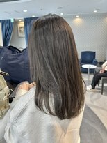 エアー 青山(AIR)&nbsp;ブリーチなしオリーブグレーベージュロングレイヤーカット