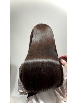 カルマ(CALMA) 【お客様スタイル】艶々柔らかストレート