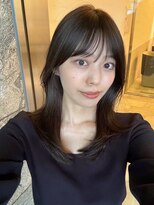 トイ(TOI)&nbsp;フェイスレイヤーカット/オリーブブラウン/シースルーバング