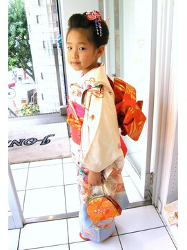 ヘアースタジオ ジェイワン(hair studio J ONE) 七五三　７歳